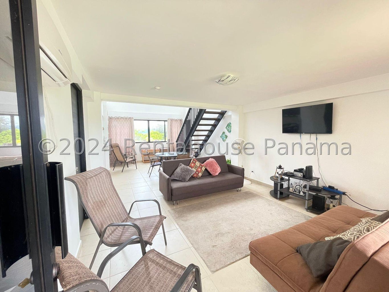 Exclusive brand new apartment